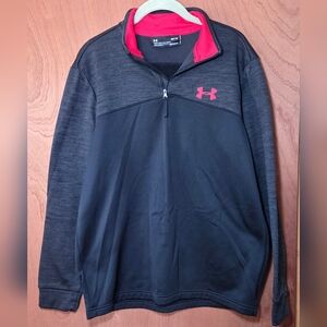 Under Armour Pull Over in Black and Red Sz Med